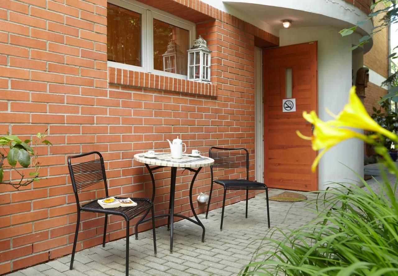 Villa In Bio Garden - You Will Save Money Here ปราก ภายนอก รูปภาพ